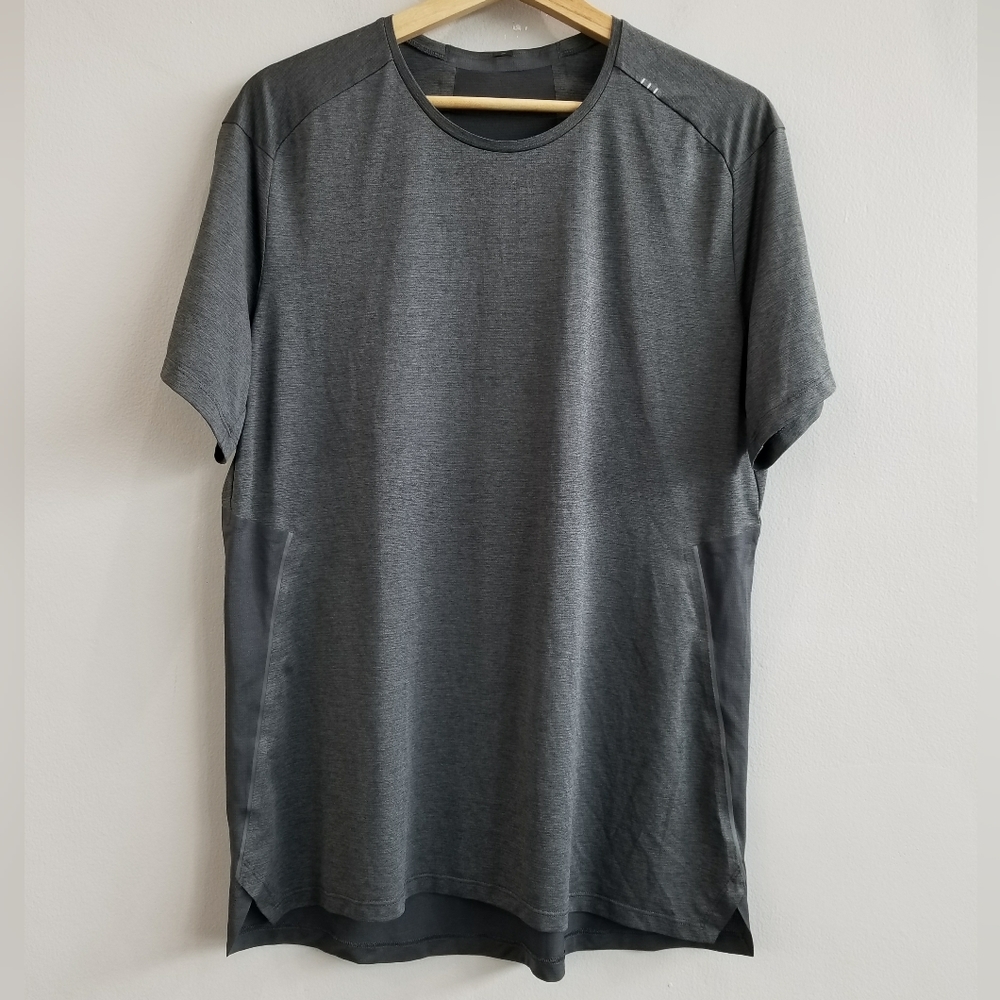 Lululemon Fast Free Short Sleeve Performance Gray Shirt Men's Size Medium